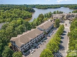 1st image of 797 Peninsula Dr