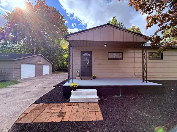 67 Euclid Blvd, Youngstown, OH 44505