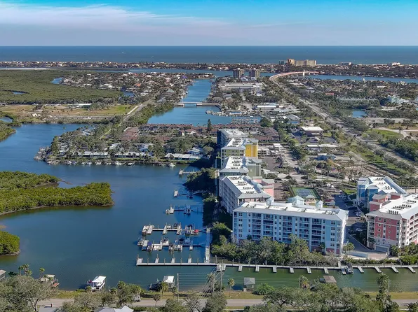 3 Riverwalk Dr #302, New Smyrna Beach, FL 32169