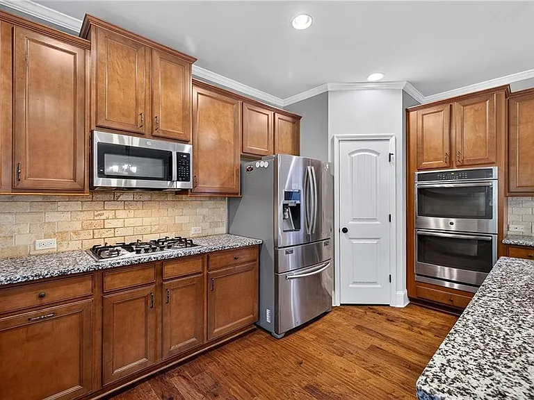 1185 Gallatin Way — Photo 16