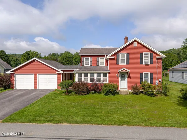5 Pomeroy St, West Stockbridge, MA 01266