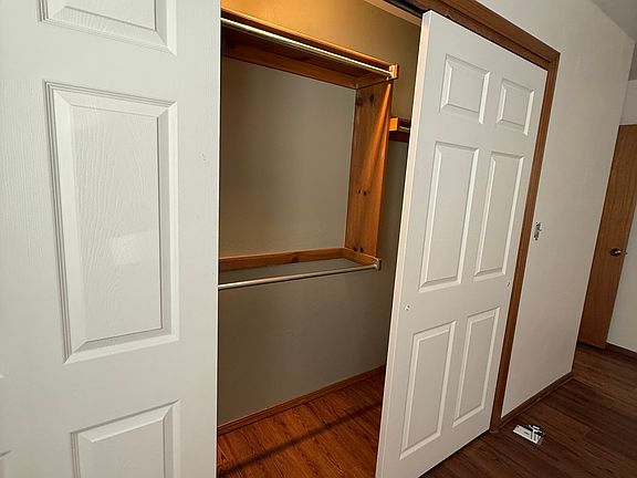 4th image of 2508 Windsor Rd