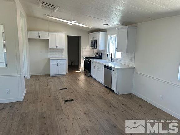4th image of 21 W Lemos Ln