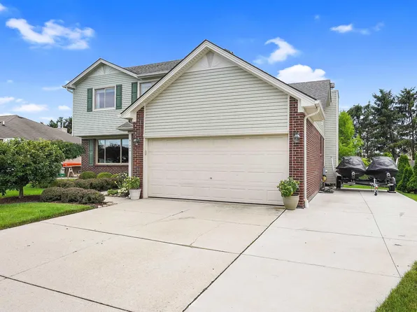 51743 Huntley Ave, New Baltimore, MI 48047