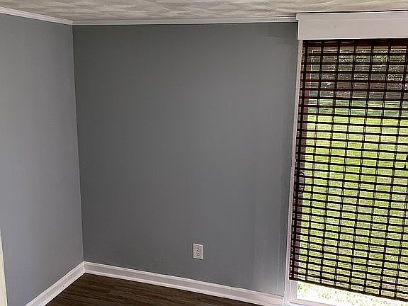 3rd image of 1726 Alta Vista Dr