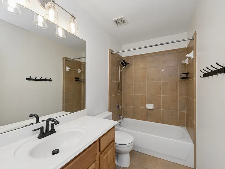 12763 Cardinal Creek Dr — Photo 30