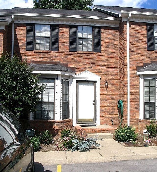 Well maintained brick exterior with nice curb appeal