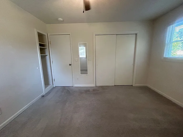 1015 Walters Ln — Photo 22