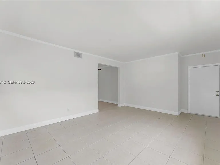 653 Michigan Ave #15 — Photo 6