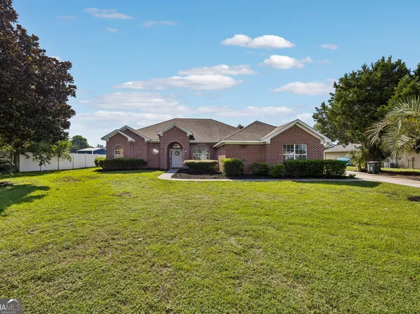 117 Lake Manor Dr, Kingsland, GA 31548