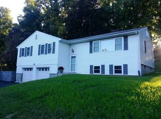 5 Craigmoor Ter, Danbury, CT 06810