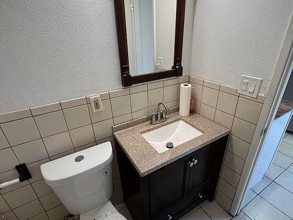3rd image of 13645 Beckner St #2