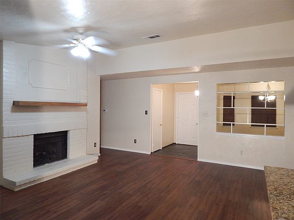 3rd image of 506 Redwood Dr