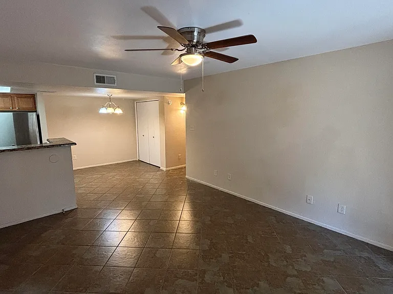 5757 W Eugie Ave #1077 — Photo 3