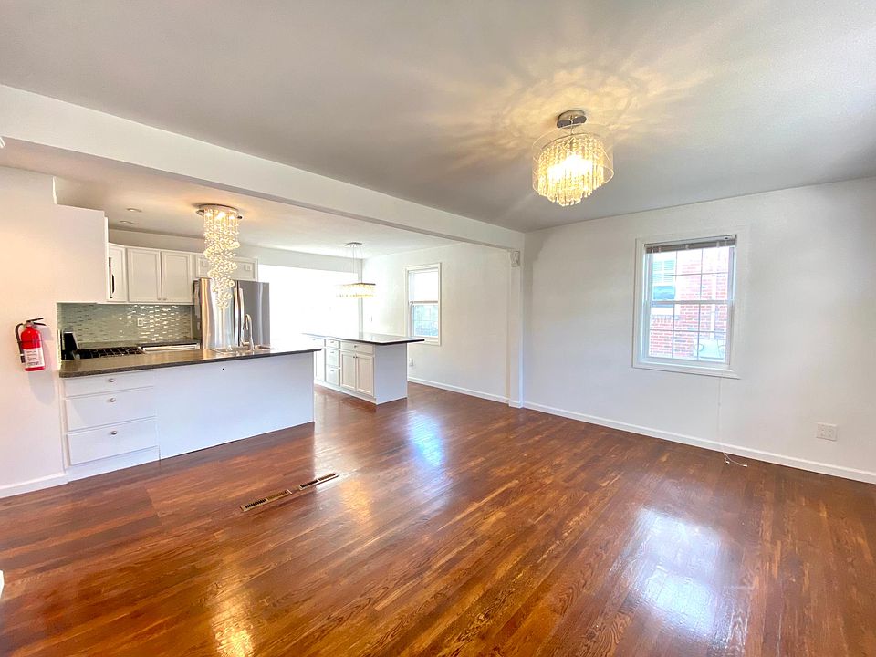 NEWLY RENOVATED HOME!