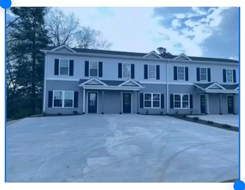 3 bed, 2.5 bath, 1208 sqft, $1,550 — Photo 1