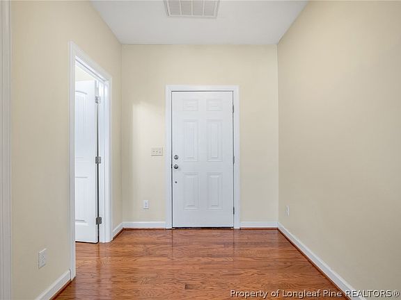 5th image of 140 Chownings Dr