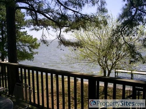 2nd image of 308 Bridgelanding