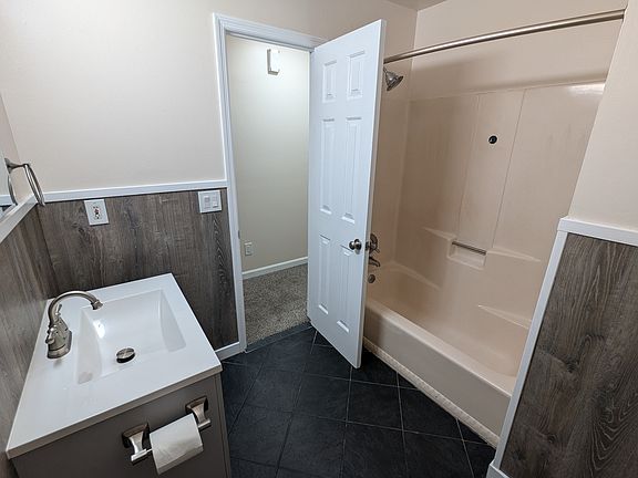 3rd image of 4401 Katie Kim Ln