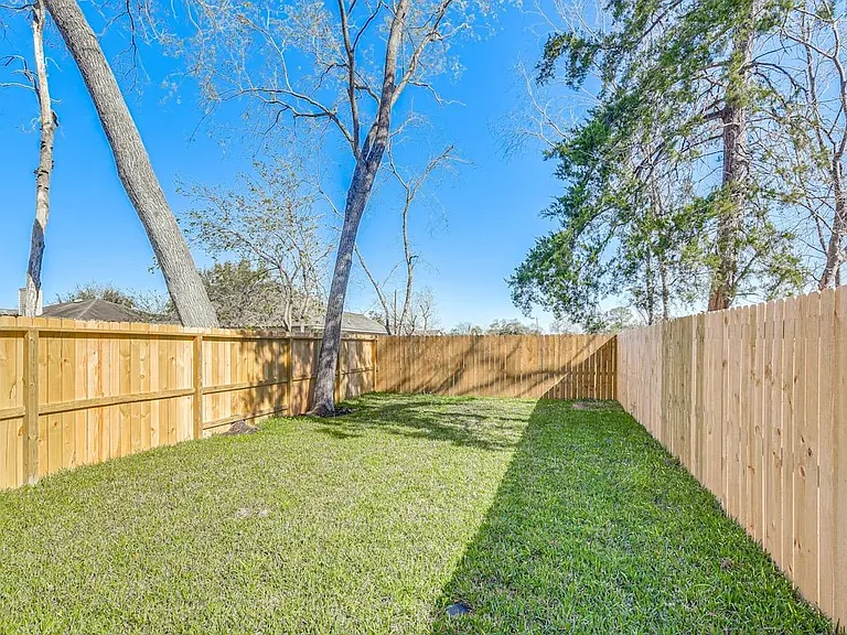 Briscoe St — Photo 19
