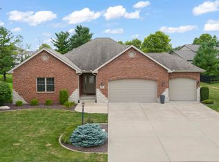 706 Stoneway Dr, Morton, IL