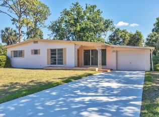 2538 LAKESHORE CIRCLE, PORT CHARLOTTE, FL 33952