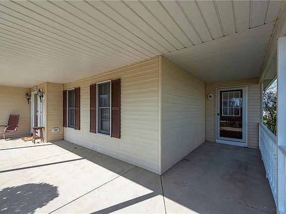 3rd image of 426 Foxborough Dr