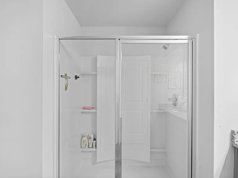 Knoll Hollow Rd — Photo 10