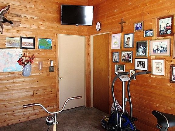 5th image of 3067 W Albert Ln