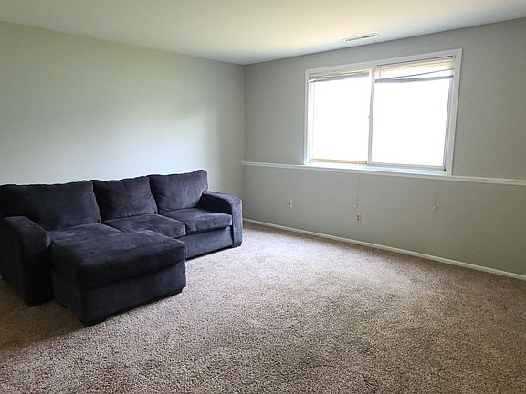 3rd image of 10011 Kennedy Ave Unit 12