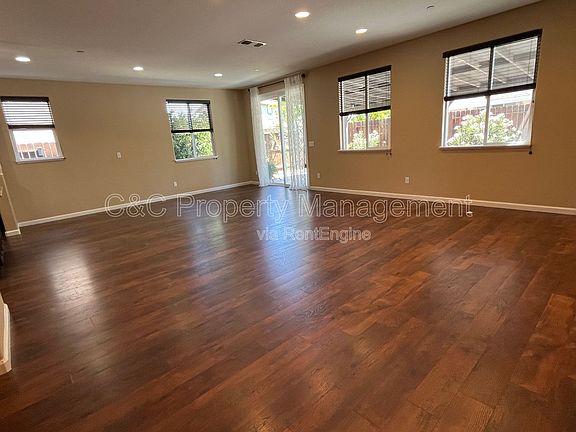 2nd image of 440 Red Lion Way