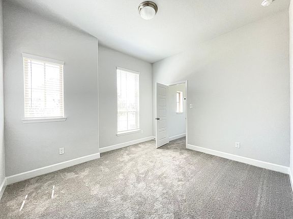 3rd image of 2330 Macy Way