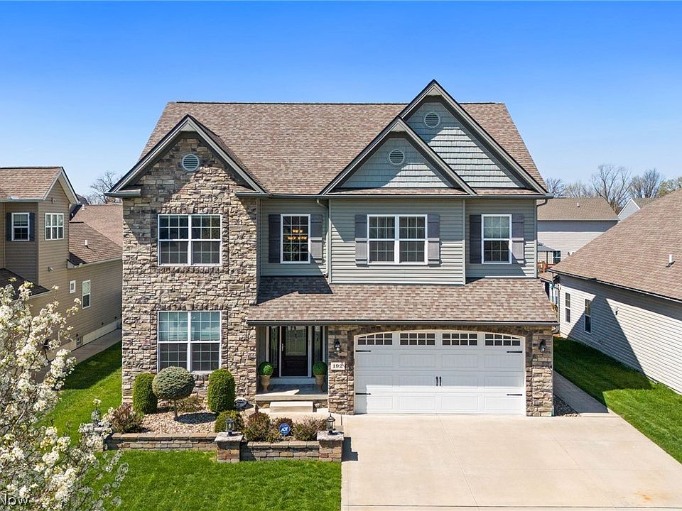 1st image of 192 Shoreland Cir