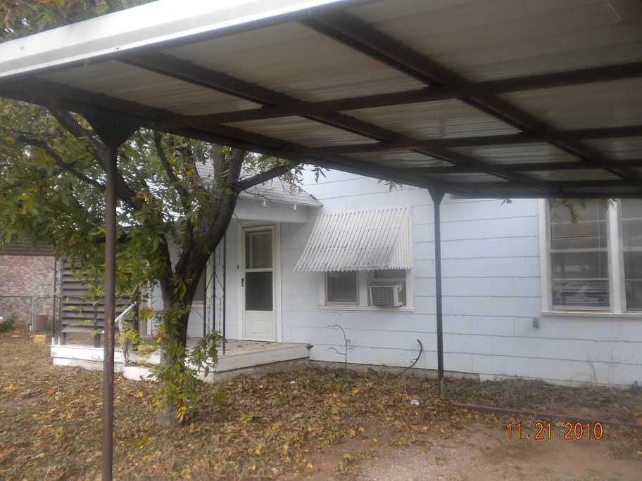 2nd image of 313 Ohio Ave
