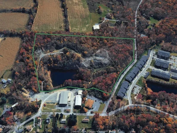 E West St, Wind Gap, PA 18091