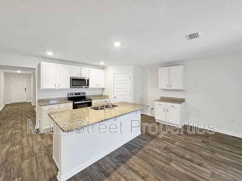 4 bed, 2.0 bath, 1787 sqft, $2,050 — Photo 3