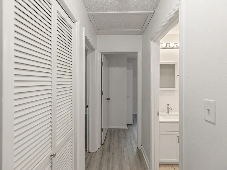 334 Calhoun Ave — Photo 55