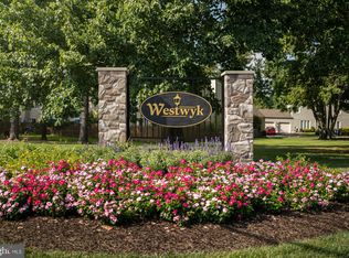408 Henley Ct, Doylestown, PA 18901