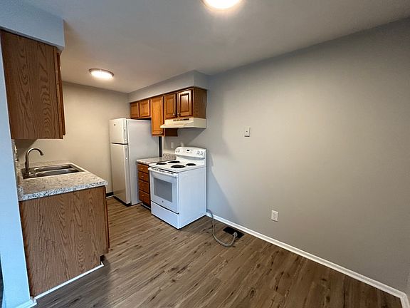 5th image of 1211 W Main St #652c0edb0