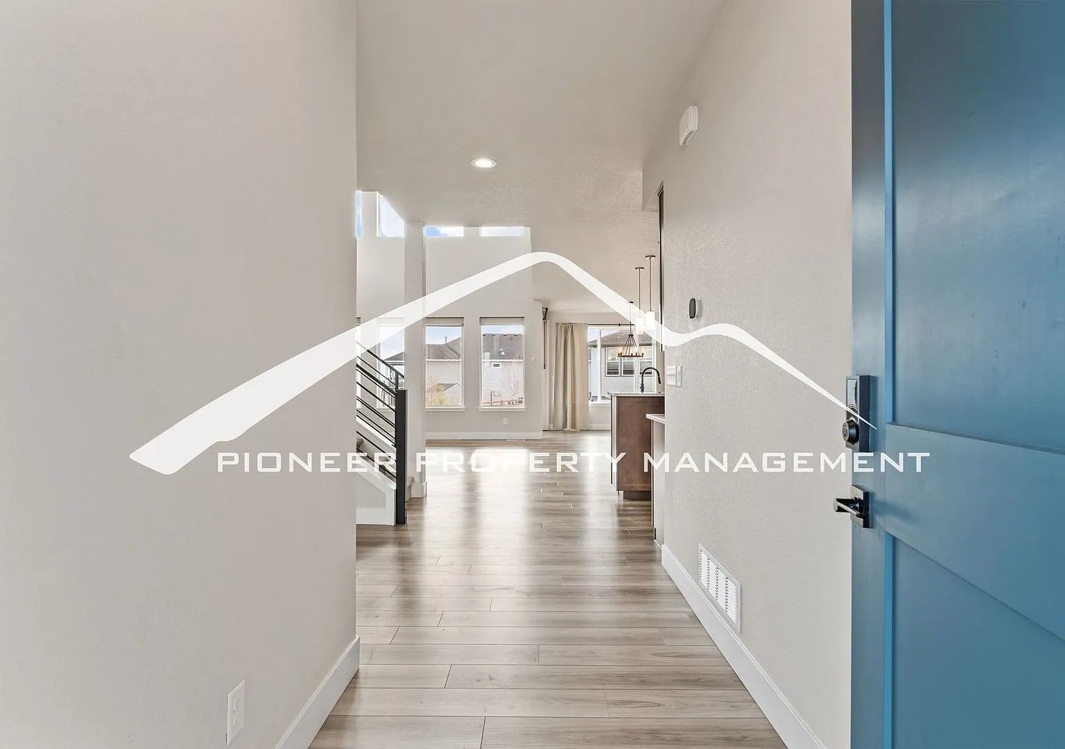 Breathtaking Pikes Peak Views in Desirable Wolf Ranch - 4 bedroom, 3 Full Bath, Office and Loft, ... — Photo 3