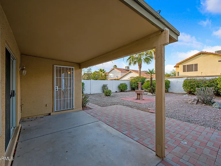 1244 E Angela Dr — Photo 21