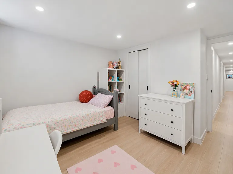 507 8th Ave #1B — Photo 6