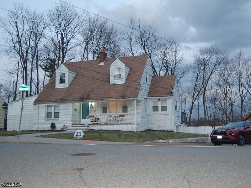 29 Maplewood Ave, Clifton, NJ 07013 MLS 3858703 Zillow