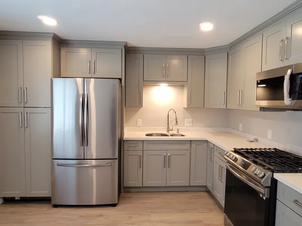 115 Juniper St APT B, Brea, CA 92821