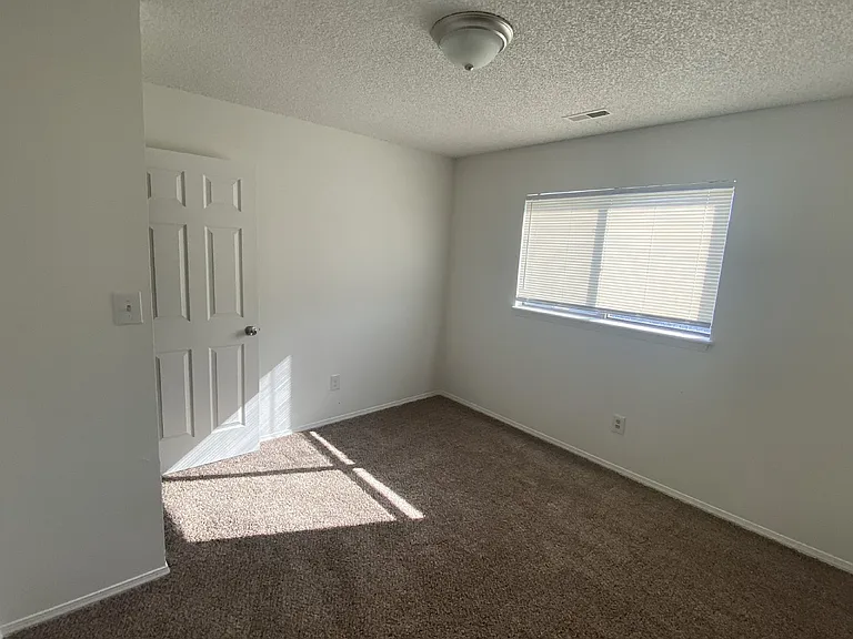 2629 E Uintah St #C — Photo 13