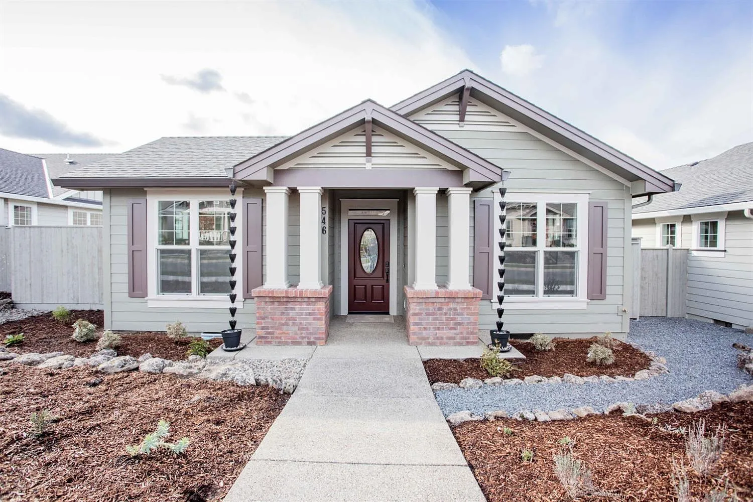 546 Waterbury Way photo 1