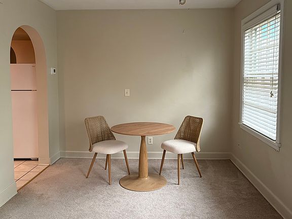 5th image of 32 Linwood Ave