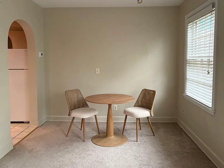 32 Linwood Ave — Photo 5