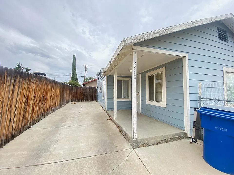 2318 Berkeley St #2318