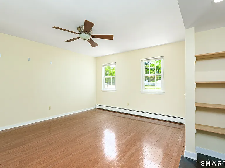 54 Willieb St #B — Photo 5
